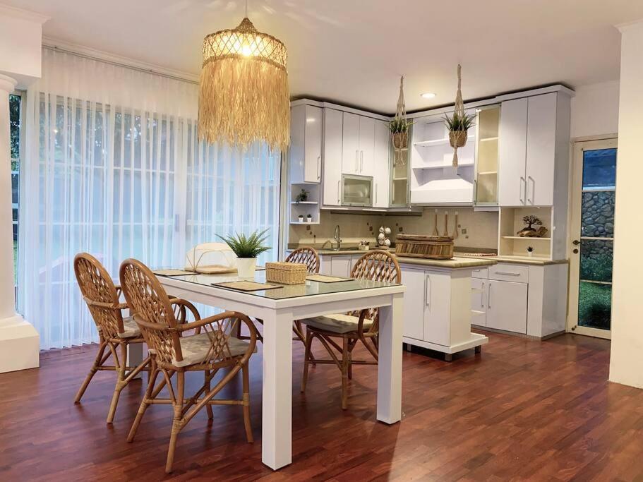 Citaringgul Tropical Villa By Villapedia מראה חיצוני תמונה